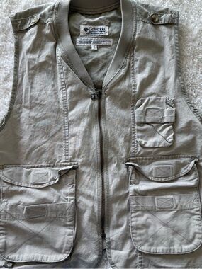 Columbia Light Beige Utility Vest